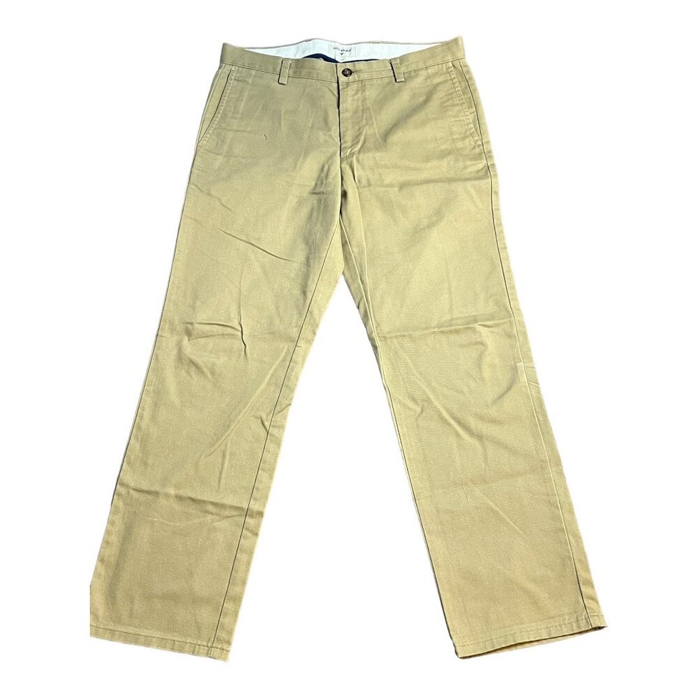 Dockers Mens Khaki Slacks 33x30 Casual Preppy Interview Office WFH Trousers